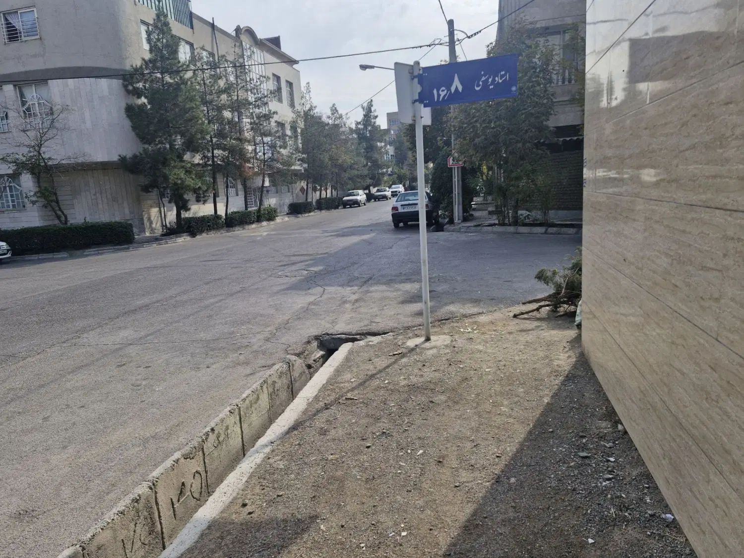 منزل ویلایی۲۰۵مترتک برگ ششدانگ‌ نبش استاد یوسفی ۱۶|فروش خانه و ویلا|مشهد, استاد یوسفی (شهرک غرب)|دیوار