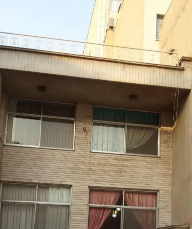۱۰۸ متر کلنگی با ۳ طبقه بنا ( خیابان خورشید )|فروش زمین و ملک کلنگی|تهران, دروازه شمیران|دیوار