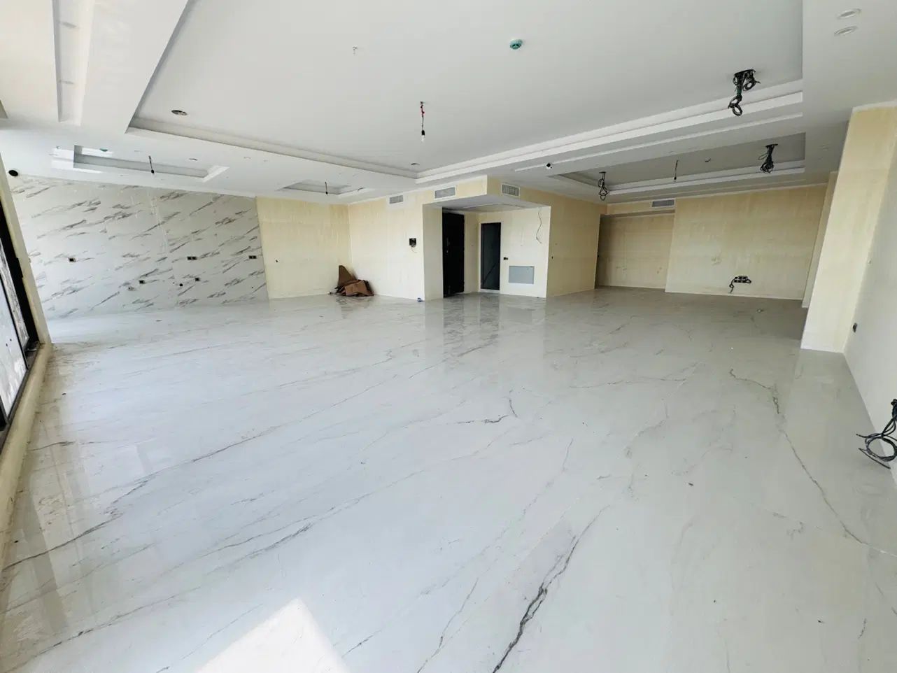 عمارت لاکچری در متراژ ۲۵۵  ۲۰۰  ۱۷۵ در جهانشهر|فروش آپارتمان|کرج, کوی کارمندان شمالی|دیوار