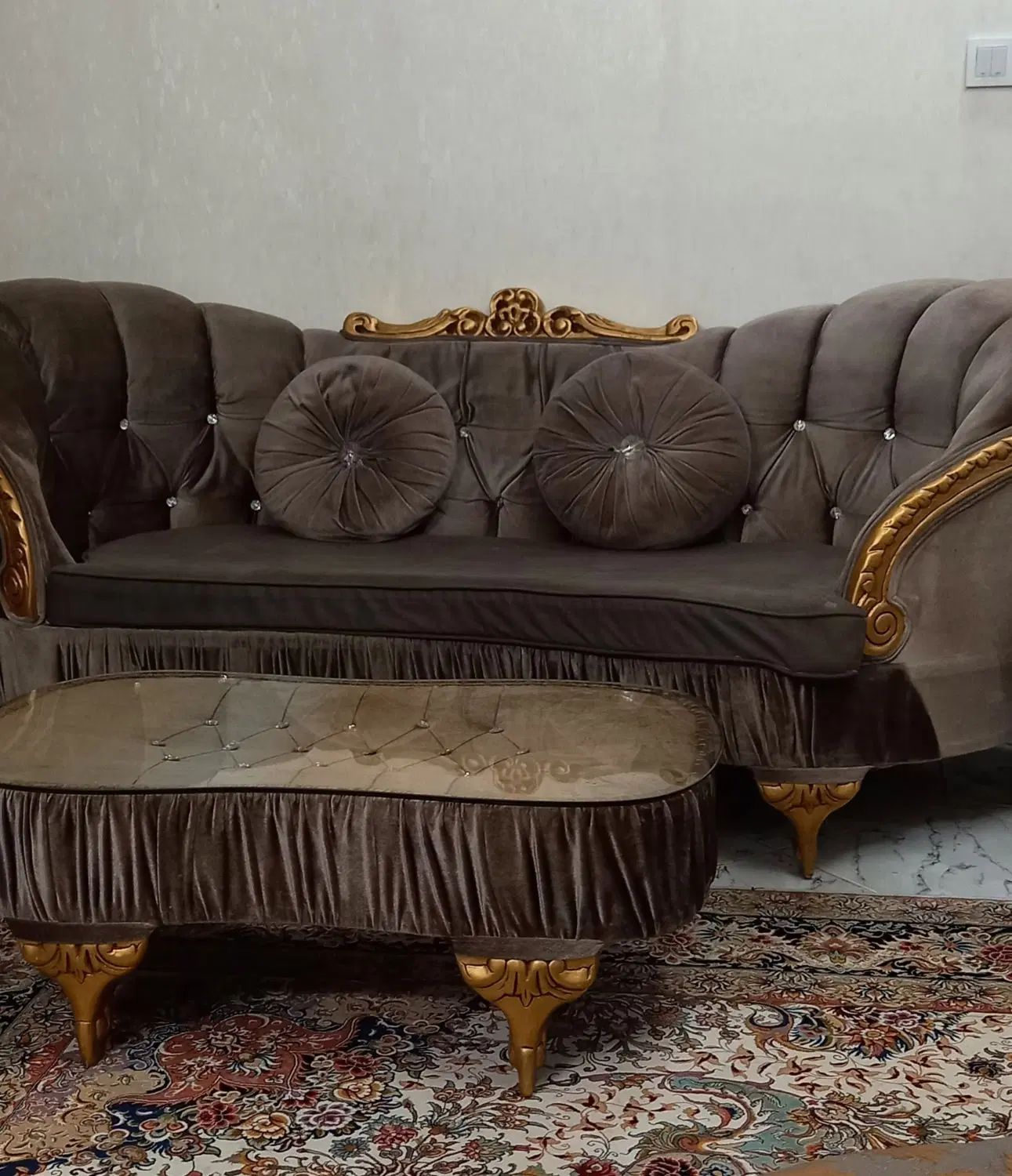 مبل ۹ نفر ۱۰میلیون|مبلمان خانگی و میز عسلی|تهران, چهارصد دستگاه|دیوار