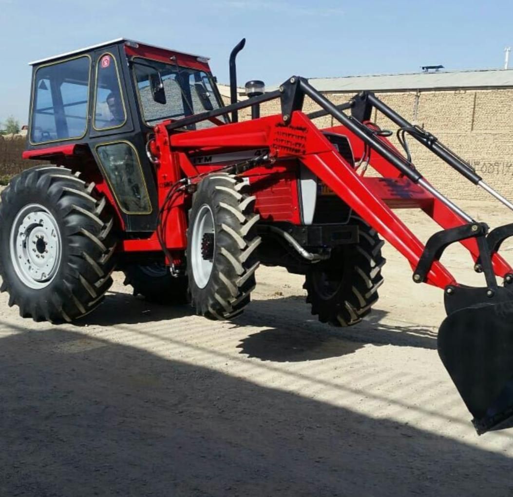 خاک برداری خاکبرداری باربری نخاله تراکتور و کامیون|خدمات حمل و نقل|کرمان, |دیوار