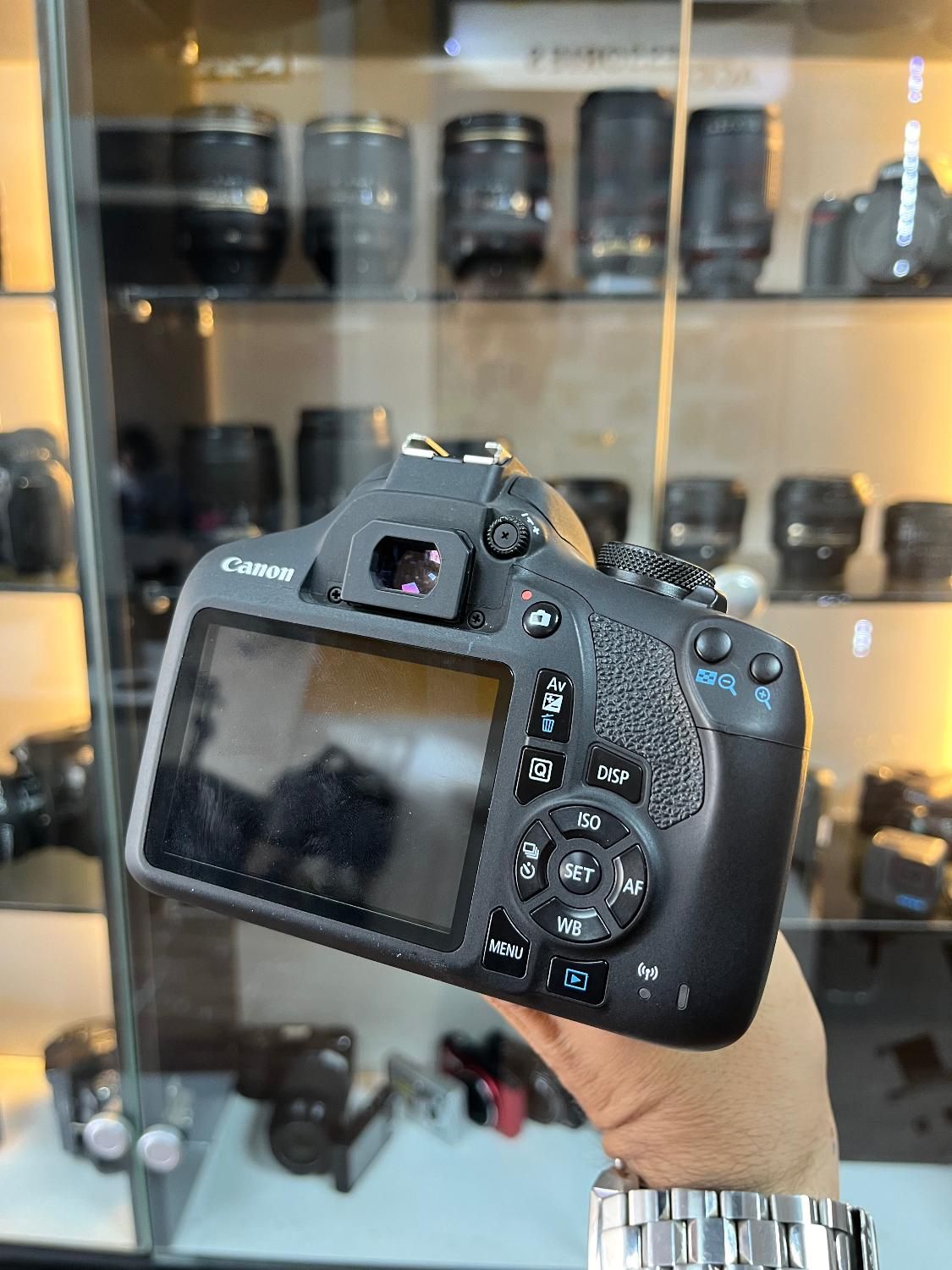 دوربین  Canon 2000D+18-55 stm|دوربین عکاسی و فیلم‌برداری|تهران, هاشمی|دیوار
