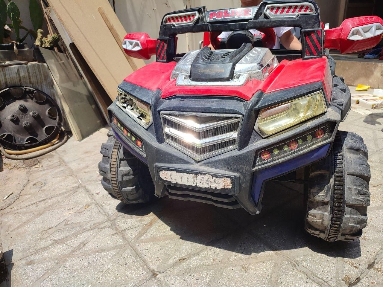 ماشین شارژی سایز بزرگ|اسباب‌بازی بچه|ری, دولت‌آباد|دیوار