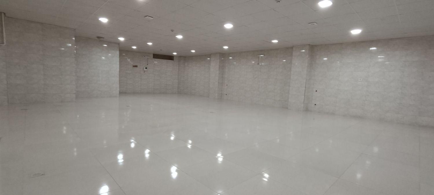 اجاره زیرزمین ۱۱۰ متری در بر خیابان اصلی ۳۵ متری|اجارهٔ مغازه و غرفه|تبریز, |دیوار