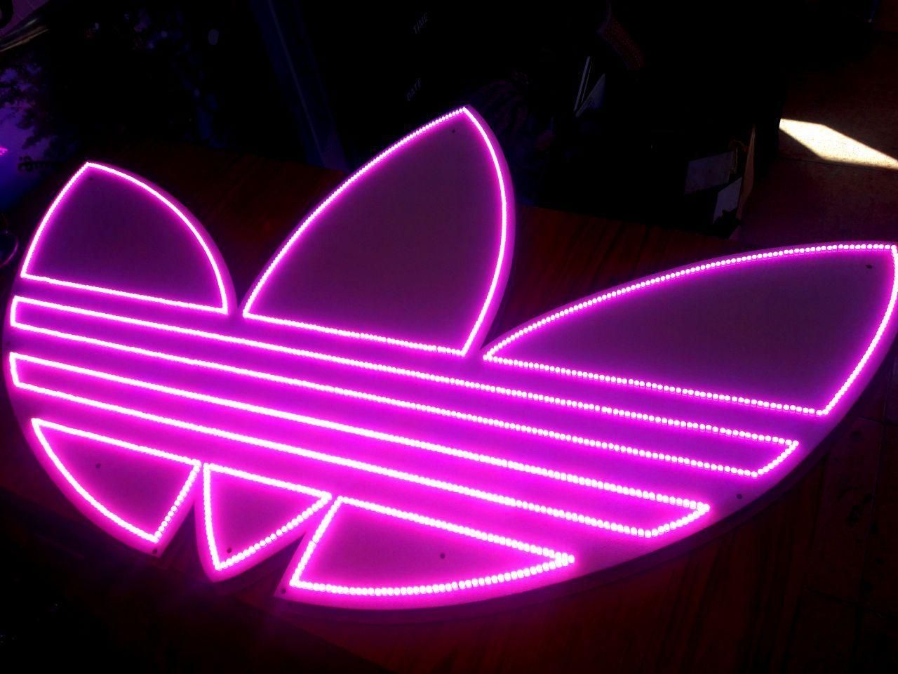 تابلو ال ای دی ثابت با گارانتی کتبی تابلو روان|فروشگاه و مغازه|قم, نخودی|دیوار