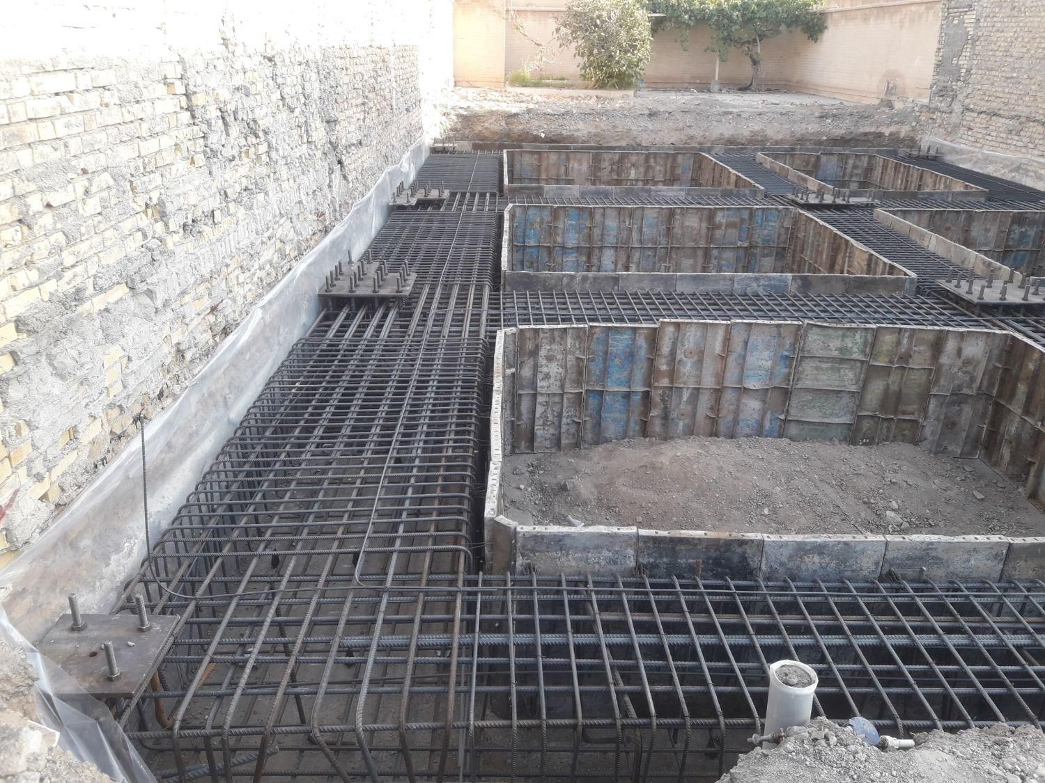 آرماتوربندی و اجرای فونداسیون|خدمات پیشه و مهارت|بیرجند, |دیوار