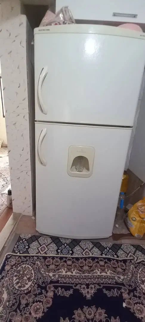 حراج لوازم خانگی، یخچال، جاکفشی، و میز تی وی|حراج|بهارستان, |دیوار