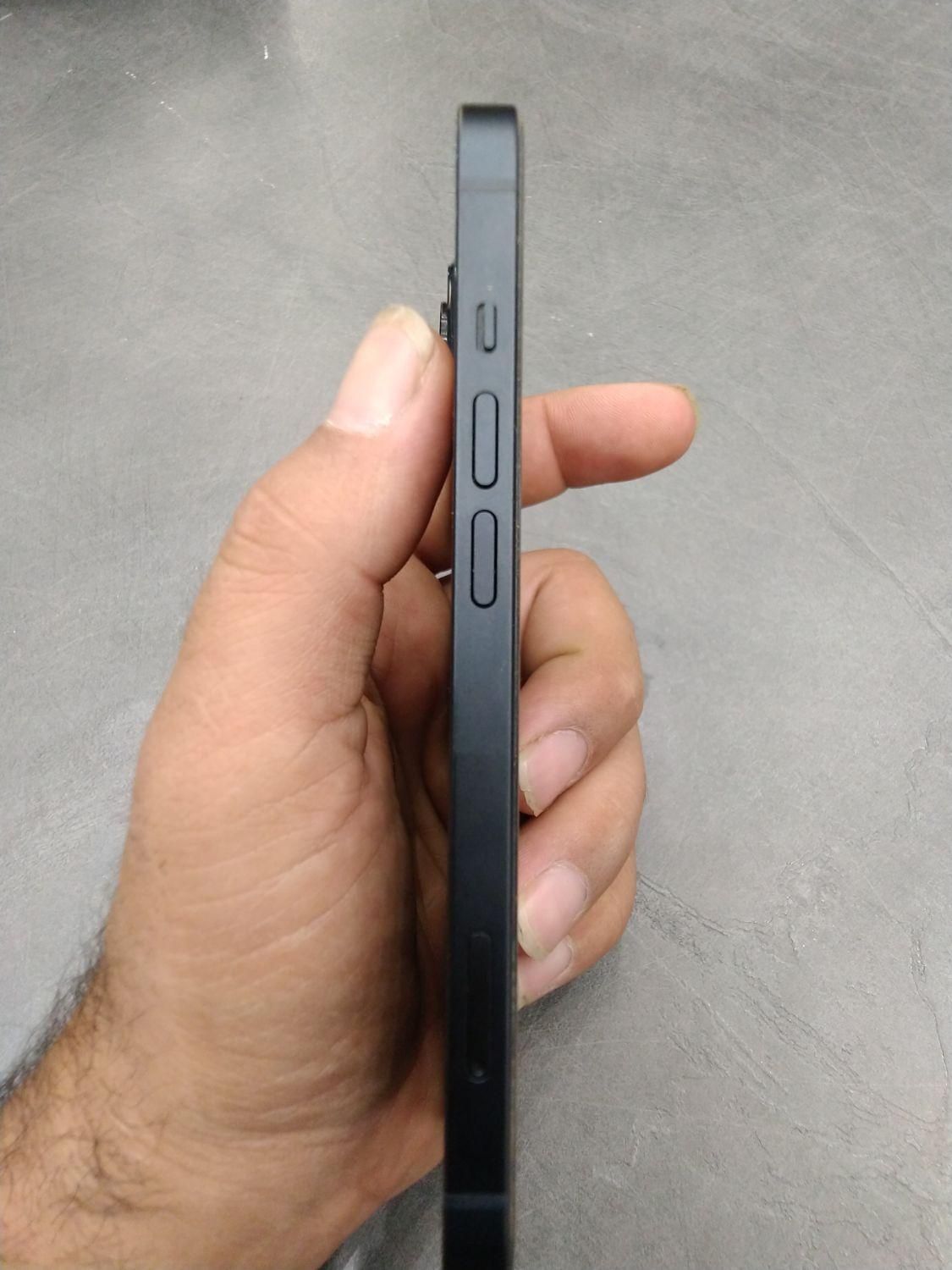 اپل iPhone 13 با حافظهٔ ۱۲۸ گیگابایت|موبایل|اصفهان, فیض|دیوار