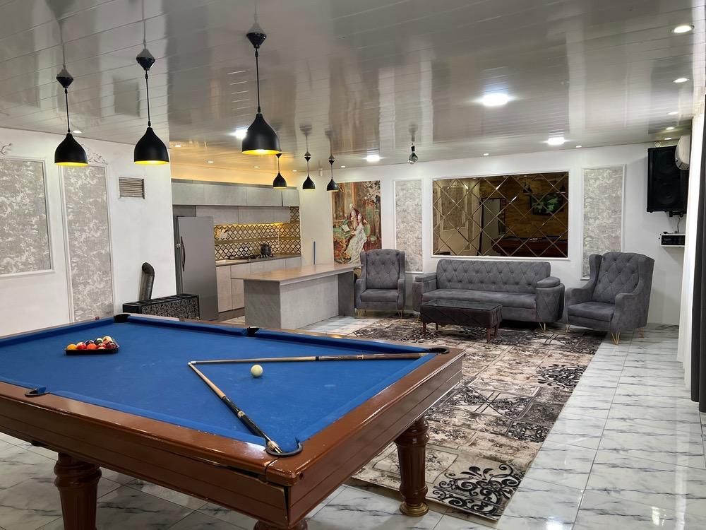 اجاره ویلا باغ استخردار تصفیه با ابگرم و بیلیارد|اجارهٔ کوتاه‌مدت ویلا و باغ|تبریز, |دیوار