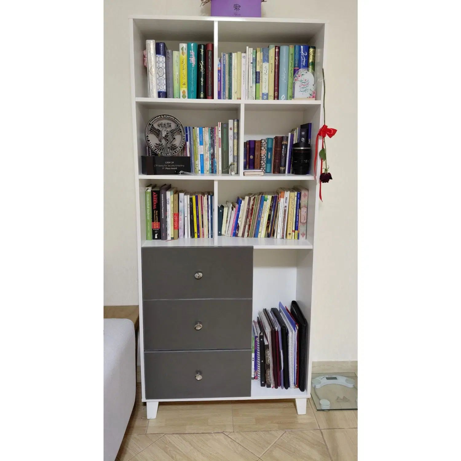 کتابخانه|کتابخانه، شلف، قفسه‌های دیواری|کرج, شاهین‌ویلا|دیوار
