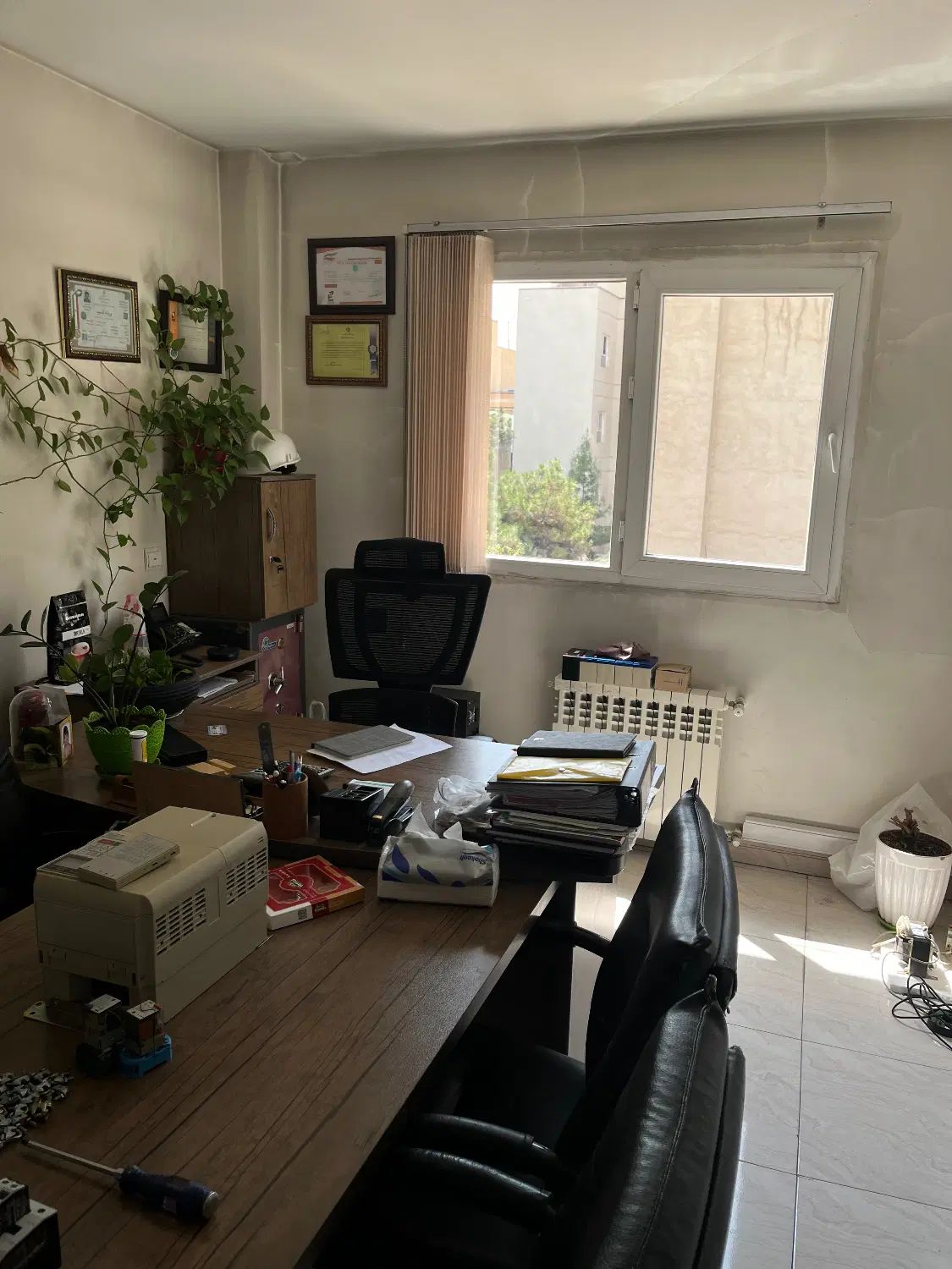 اجاره اتاق ۲۰ متری  از دفتر کار ۱۰۰ متری|اجارهٔ دفتر کار، اتاق اداری، مطب|تهران, کرمان|دیوار