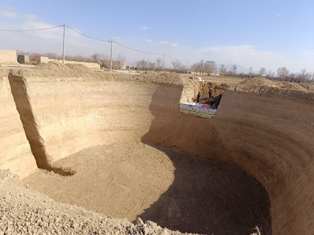 انجام کلیه خدمات خاکبرداری با بیل مکانیکی|خدمات حمل و نقل|فلاورجان, |دیوار