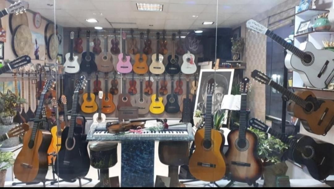 فروش اقساطی انواع سازها آموزش|گیتار، بیس، امپلیفایر|خمین, |دیوار