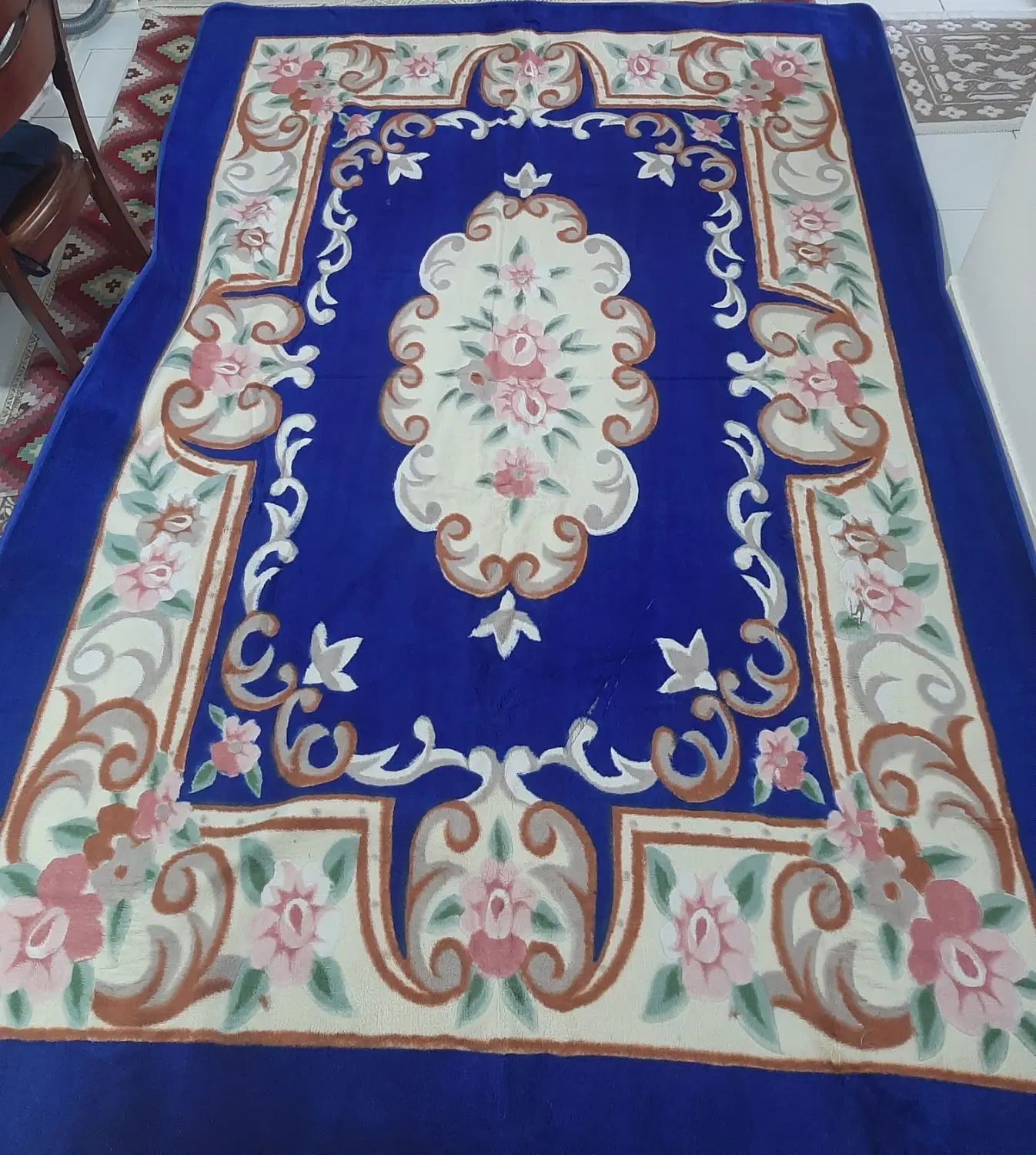روفرشی خارجی|روفرشی|تهران, قیام|دیوار