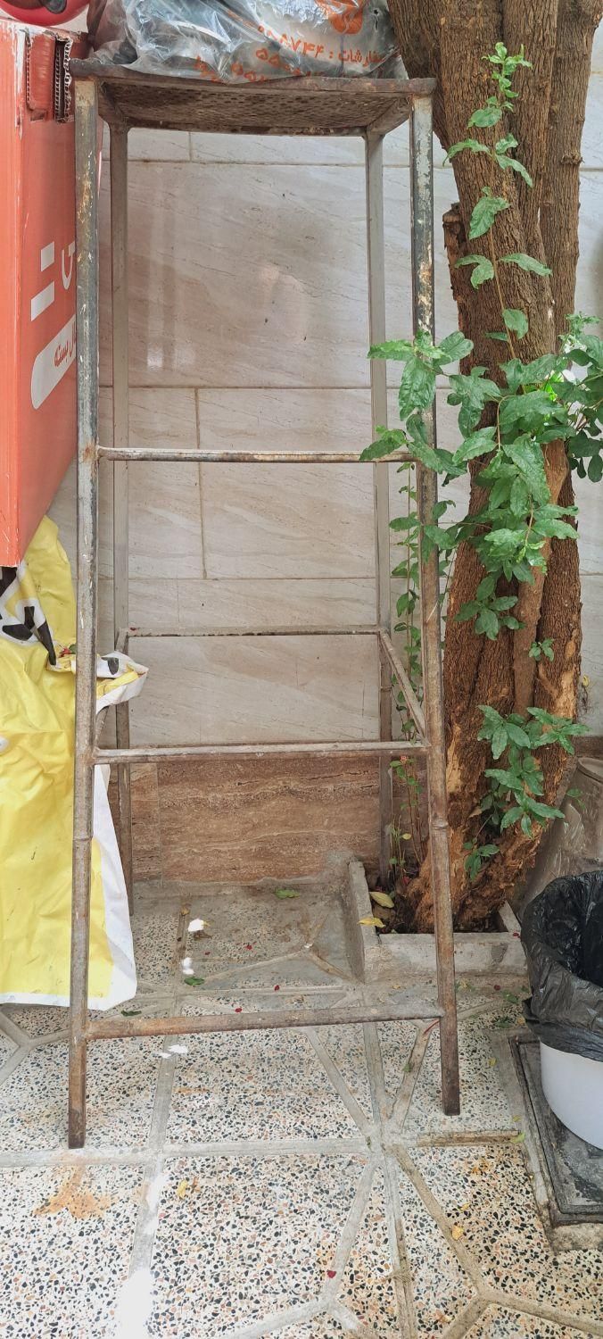 چهار پایه بسیار عالی|صندلی و نیمکت|شهریار, شهریار|دیوار