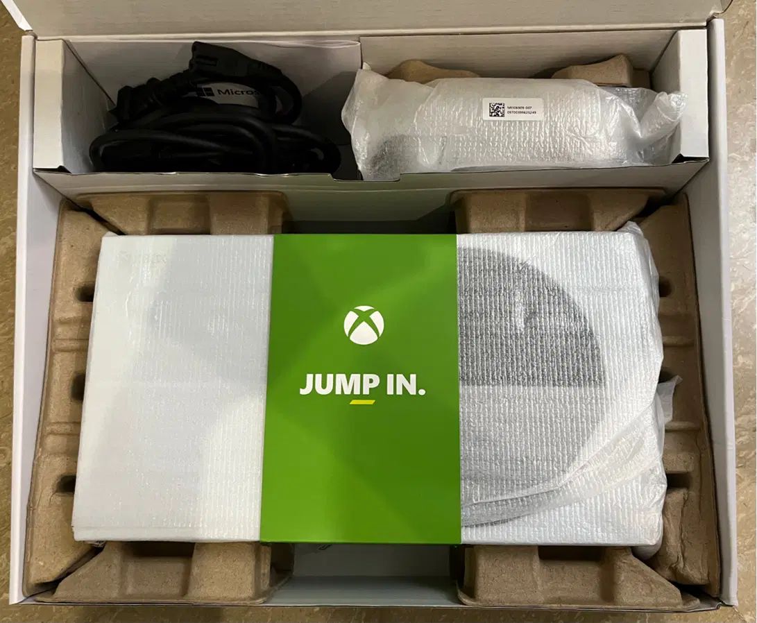 کنسول بازی مایکروسافت مدل Xbox Series S|کنسول، بازی ویدئویی و آنلاین|تهران, قلهک|دیوار
