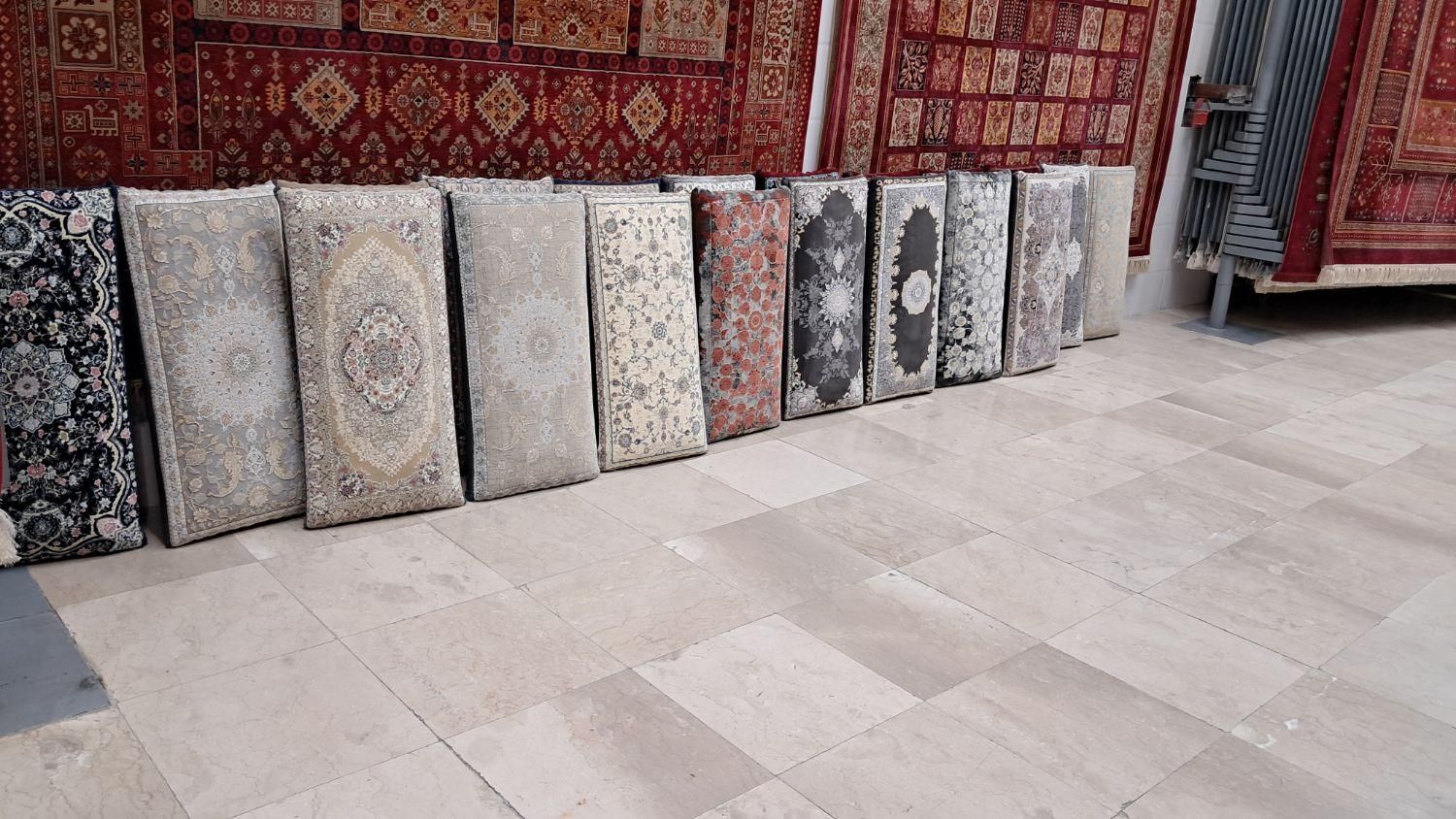 پشتی برجسته فرش مشهد اکرولیک ۱۲۰۰ شانه|پشتی|مشهد, امیر|دیوار