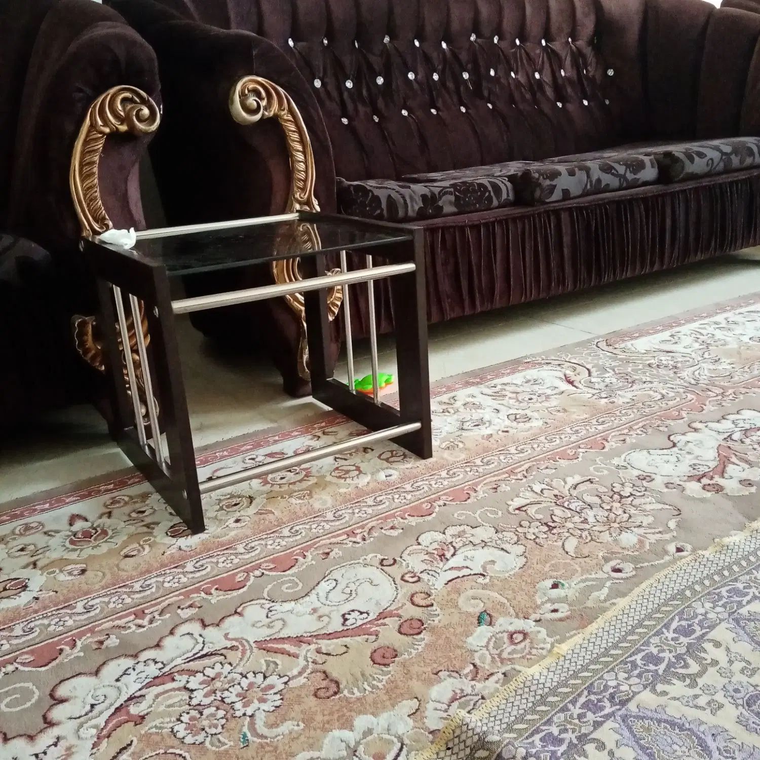 مبل هفت نفره دست دوم|مبلمان خانگی و میز عسلی|مشهد, فاطمیه|دیوار