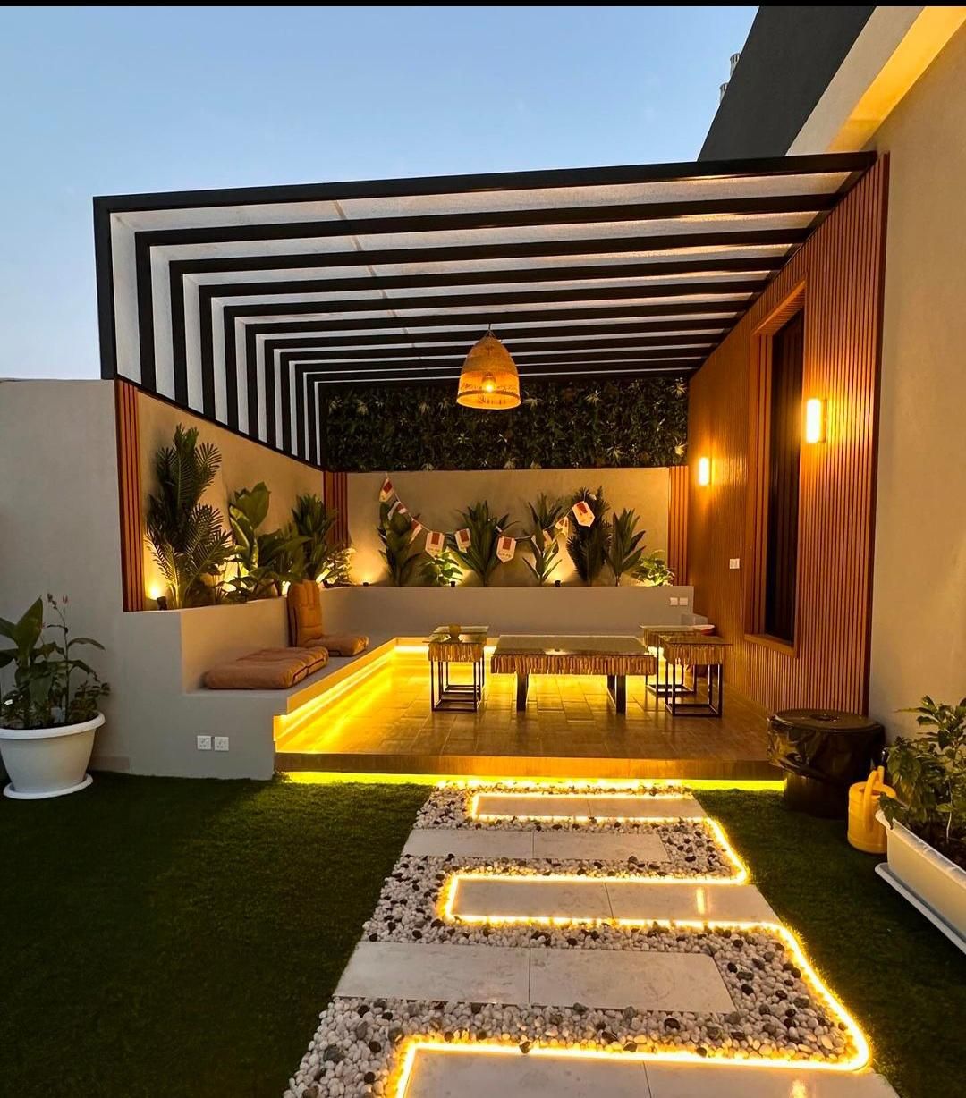 روف گاردن آلاچیق ویلا سقف سبک و تیرچه پله نرده نما|خدمات پیشه و مهارت|مشهد, احمدآباد|دیوار