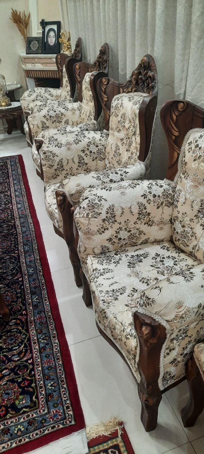 ۲ دست مبل سلطنتی در حد نو|مبلمان خانگی و میز عسلی|تهران, شهرک ژاندارمری|دیوار