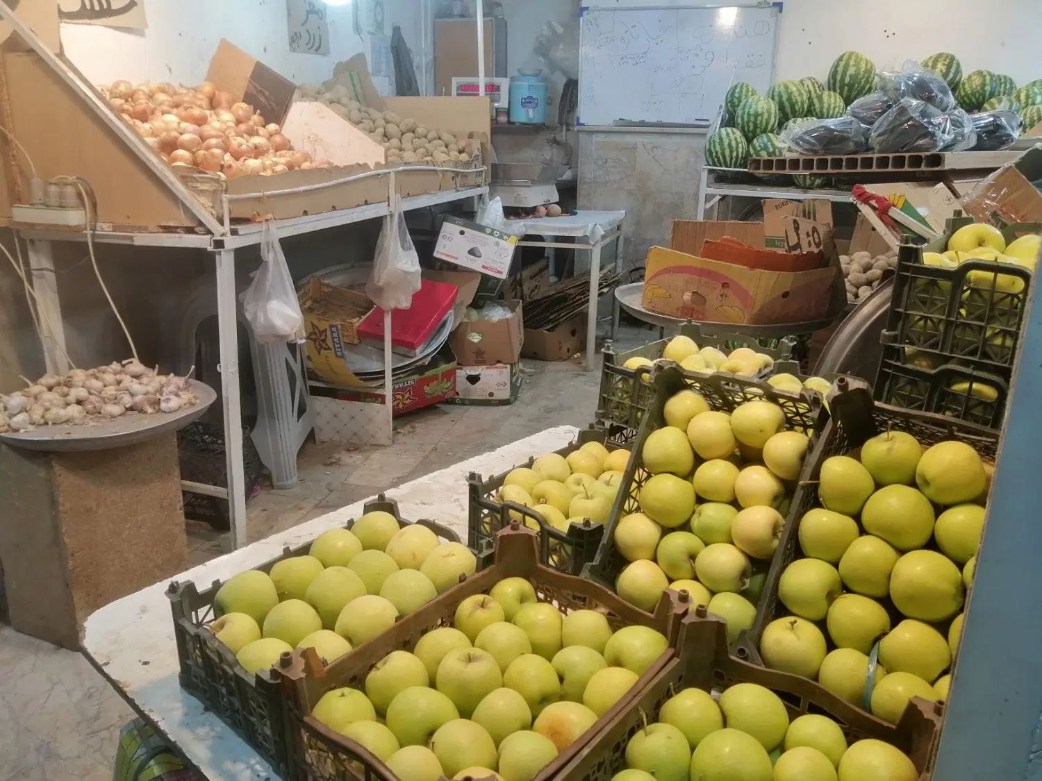 واگذاری میوه فروشی|اجارهٔ مغازه و غرفه|مشهد, یاس|دیوار