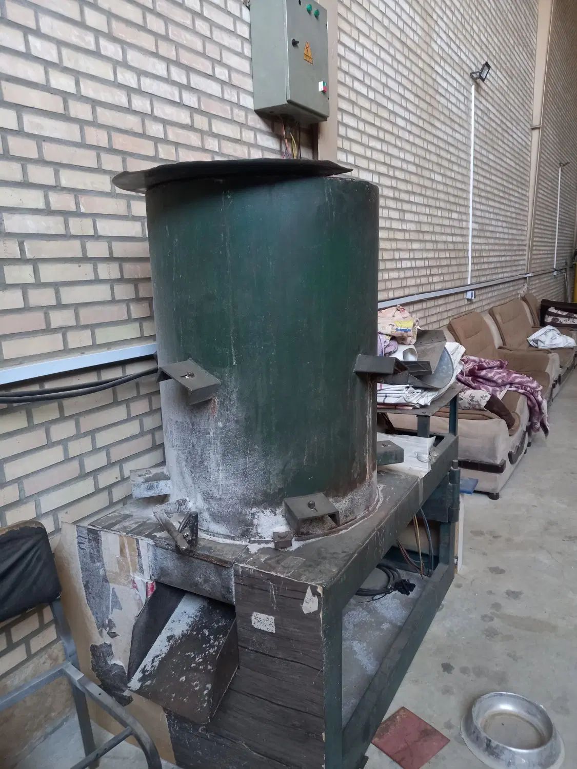کندور و دوخت و برش و میکسر و پانچ نایلکس و نایلون|ماشین‌آلات صنعتی|کرج, کمال‌شهر|دیوار