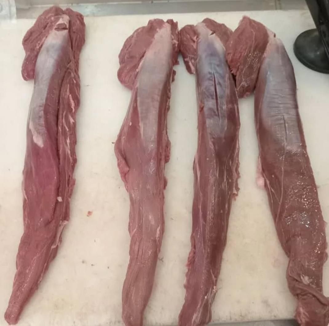 گوشت گوساله نر|خوردنی و آشامیدنی|یزد, |دیوار