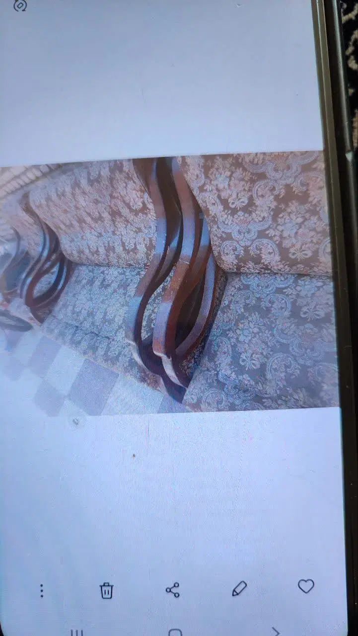 حراج واقعی مبل راحتی زیر قیمت بازار فقط ۳۰۰هزار|مبلمان خانگی و میز عسلی|خمینی‌شهر, |دیوار