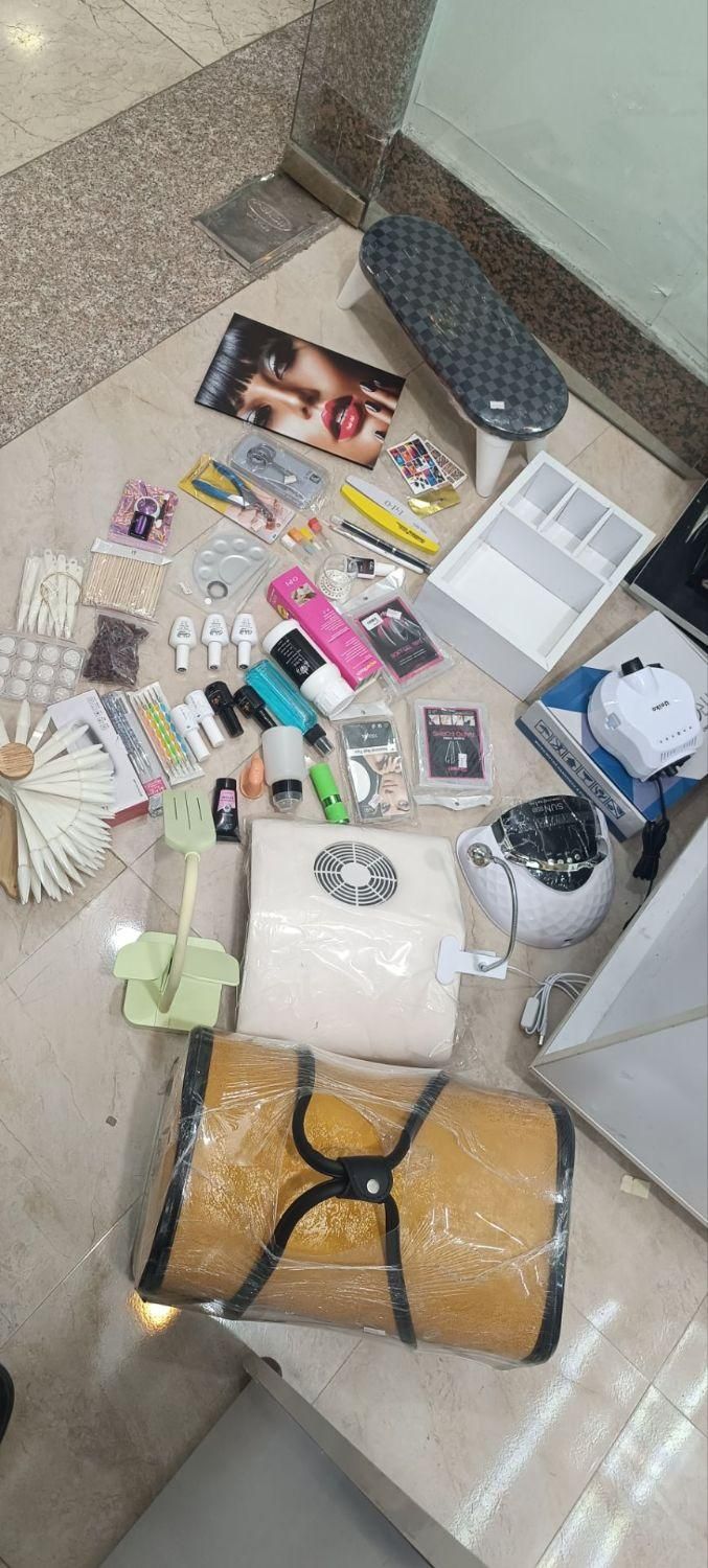 پک کامل لوازم کاشت ناخن|آرایشی، بهداشتی، درمانی|زنجان, |دیوار