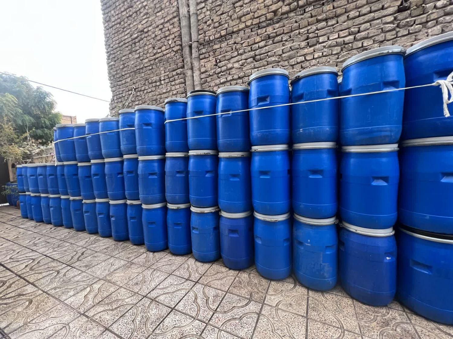 خرید و فروش بشکه های پلاستیکی ایرانی و خارجی|عمدهفروشی|محمدشهر, محمدشهر|دیوار