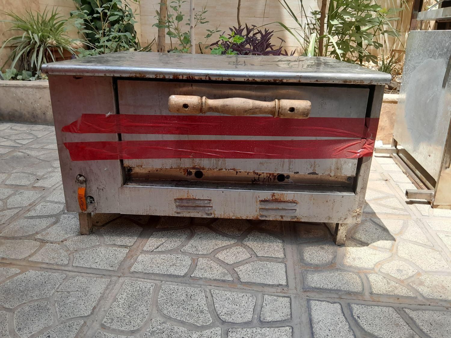 فر پیتزا پز صندوقی|کافیشاپ و رستوران|ری, صفاییه (چشمه علی)|دیوار