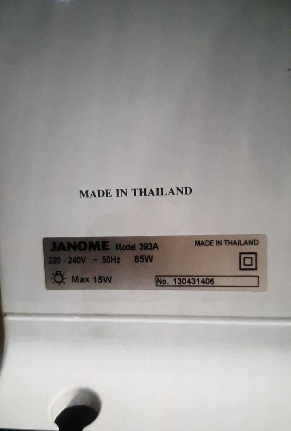 فروش فوری چرخ خیاطی زیر قیمت بازار|چرخ خیاطی و ریسندگی|کاشان, مفتح|دیوار