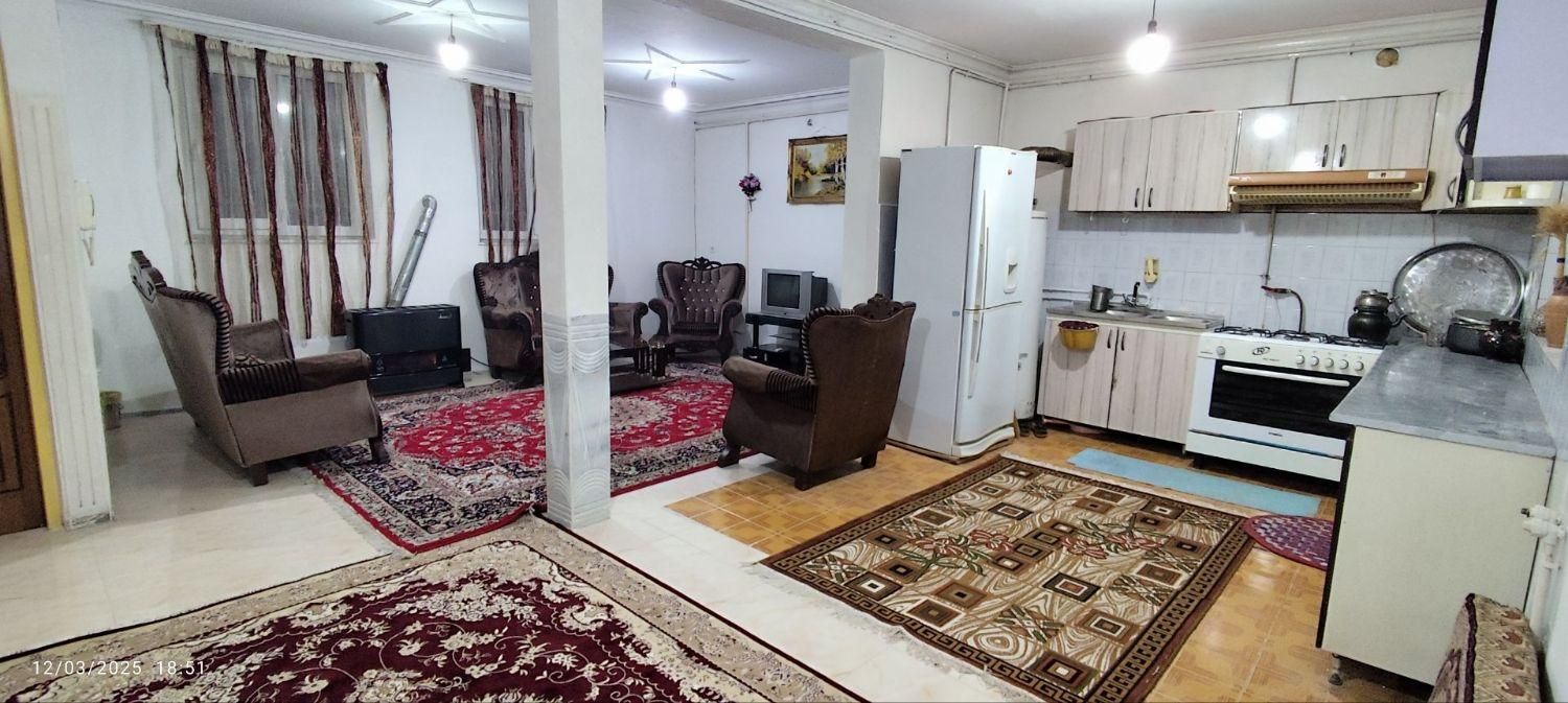 سوییت منزل ویلایی با پارکینگ مسقف در مکانی امن|اجارهٔ کوتاه‌مدت آپارتمان و سوئیت|همدان, |دیوار