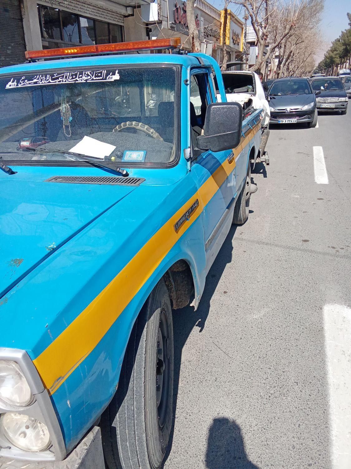 یدکش خودرو برجاده درخمینی شهر   اعلایی|خدمات حمل و نقل|خمینی‌شهر, |دیوار