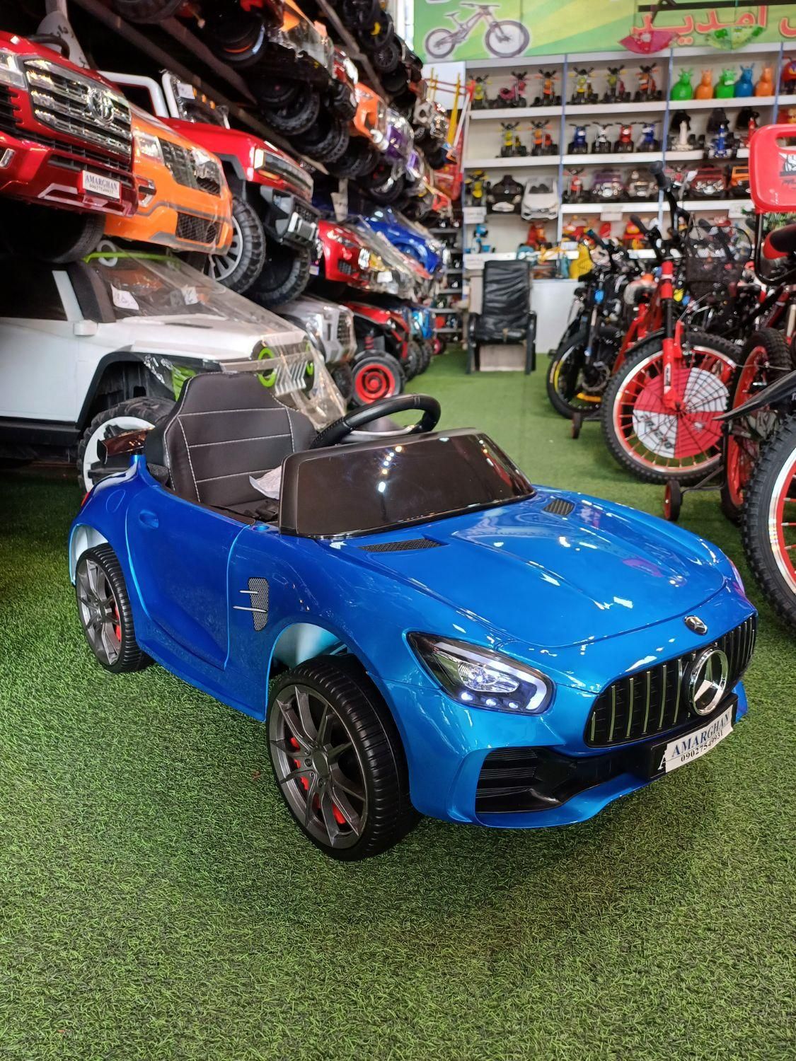 ماشین شارژیBenz چهارموتور سوییچی متالیک|اسباببازی بچه|مشهد, توس (بلوار توس)|دیوار