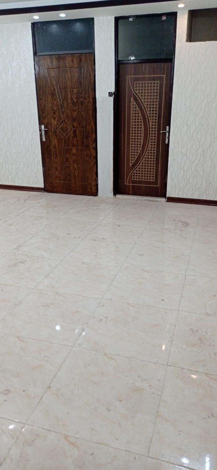 خانه طبقه همکف 80متر با پارکینگ|فروش خانه و ویلا|اصفهان, ناصرخسرو|دیوار