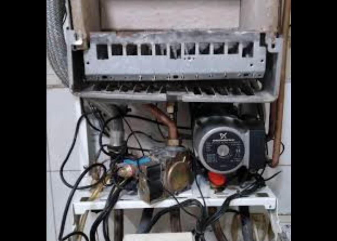 تعمیرات تخصصی پکیج و آبگرمکن|خدمات پیشه و مهارت|سنقر, |دیوار