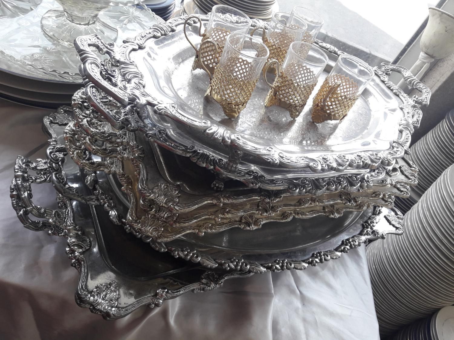 سینی و دیس  پایه دار سیلور  نوستالژی دور توری|ظروف سرو و پذیرایی|تهران, جمال‌زاده|دیوار