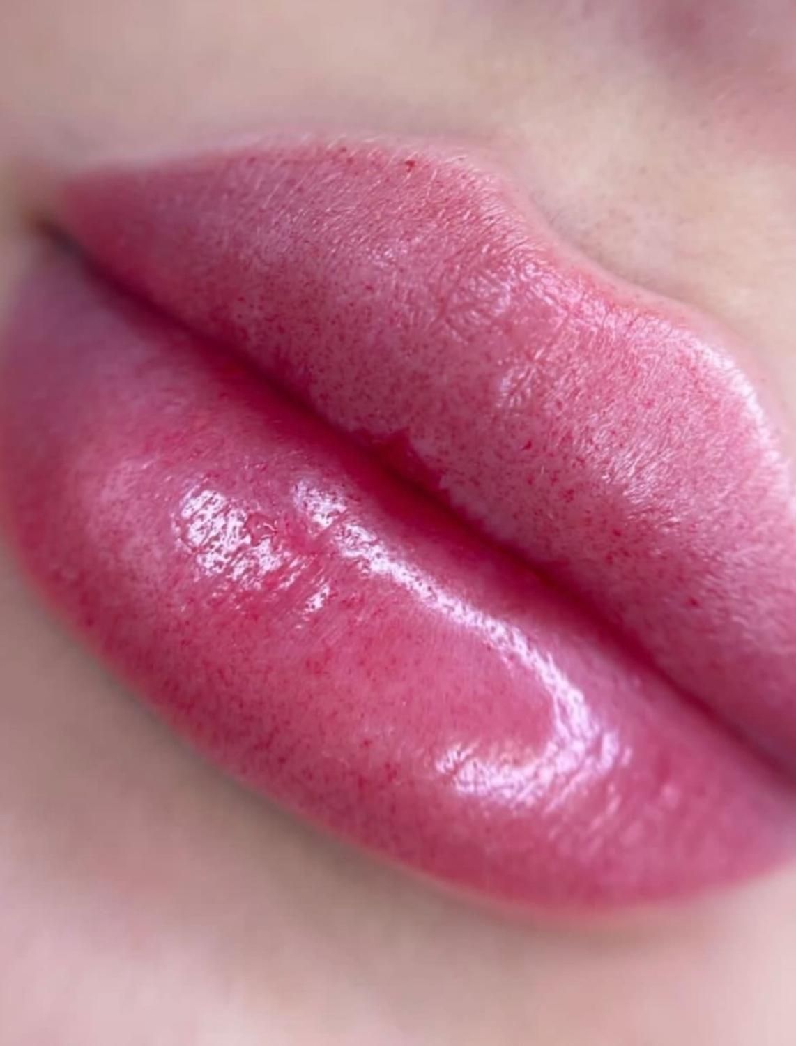 میکروبلیدینگ و شیدینگ لب رایگان۲نفربقیه هزینه مواد|خدمات آرایشگری و زیبایی|رشت, لاکانی|دیوار