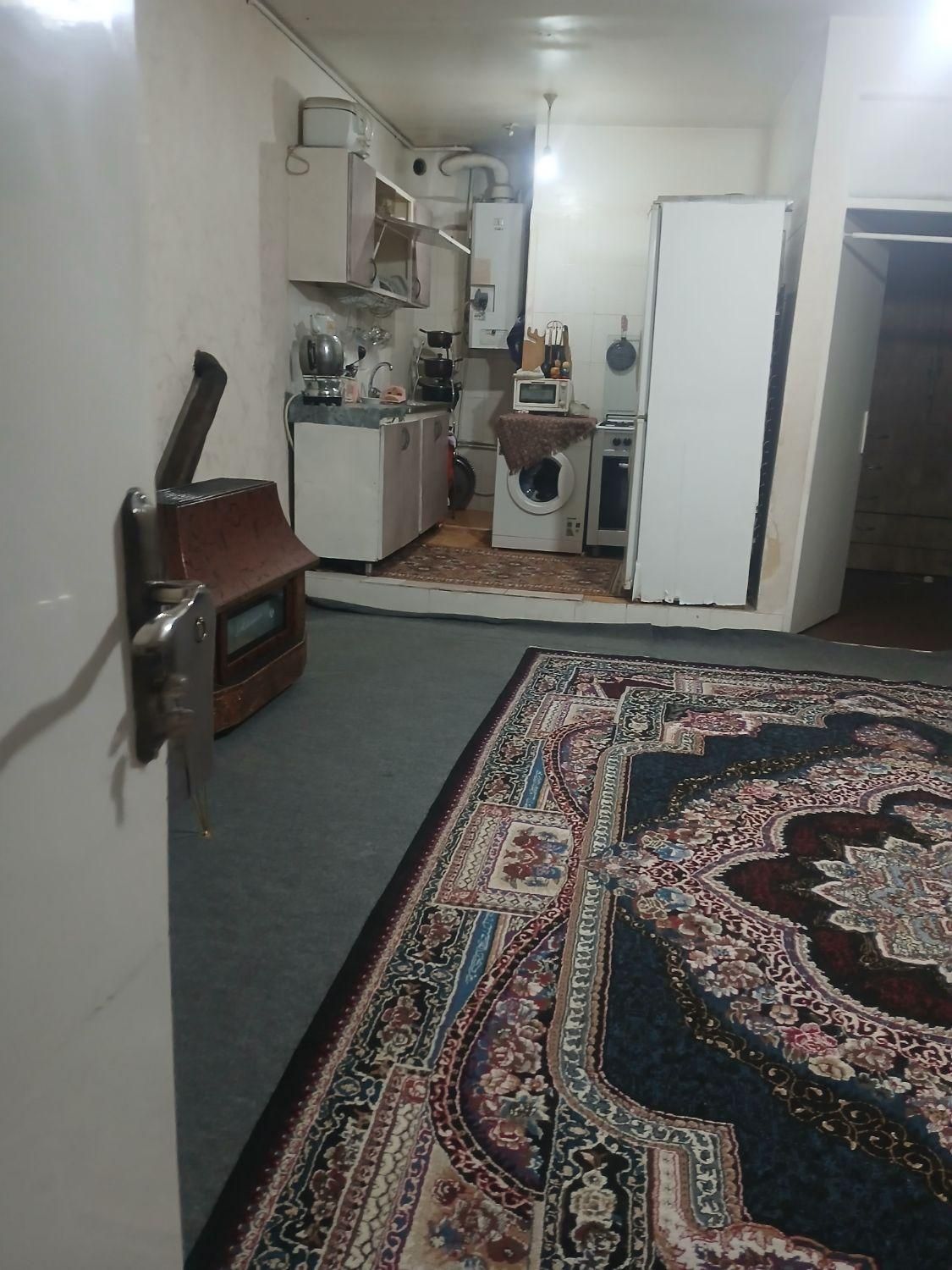 اجاره روزانه/هفتگی نزدیک ب حرم مطهر|اجارهٔ کوتاه‌مدت آپارتمان و سوئیت|مشهد, نظام دوست|دیوار