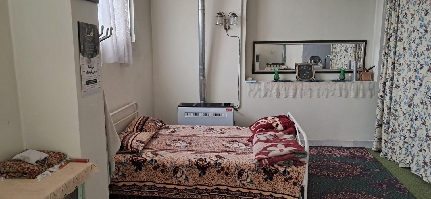 اجاره ساعتی روزانه آپارتمان ۴۵ متری در شهرضا|اجارهٔ کوتاهمدت آپارتمان و سوئیت|شهرضا, |دیوار