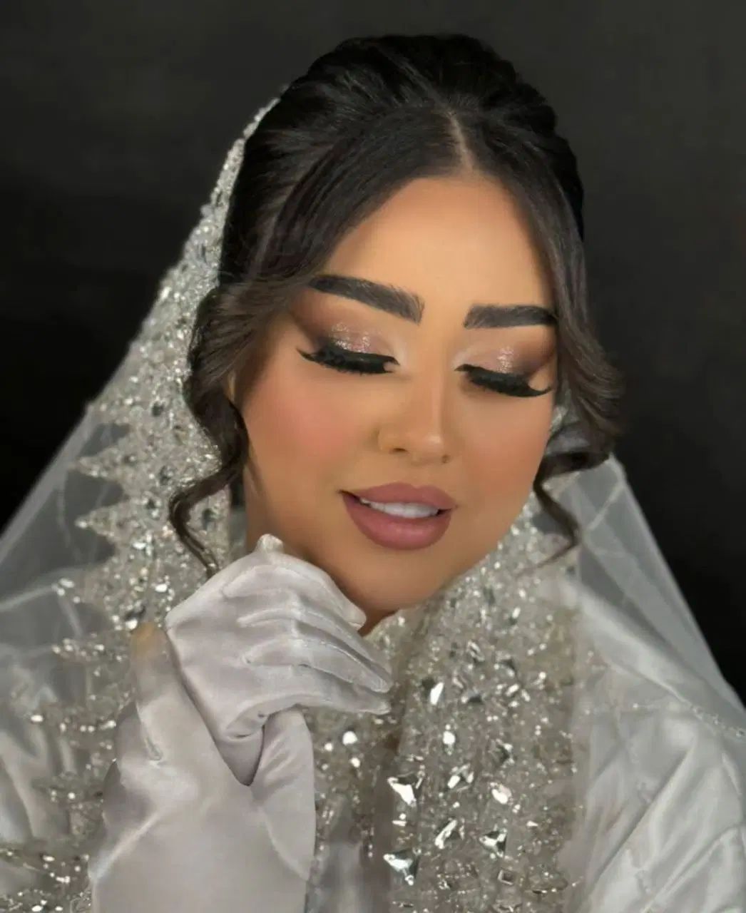 خدمات زیبایی در سالن زیبایی تخصصی|خدمات آرایشگری و زیبایی|تهران, استاد معین|دیوار