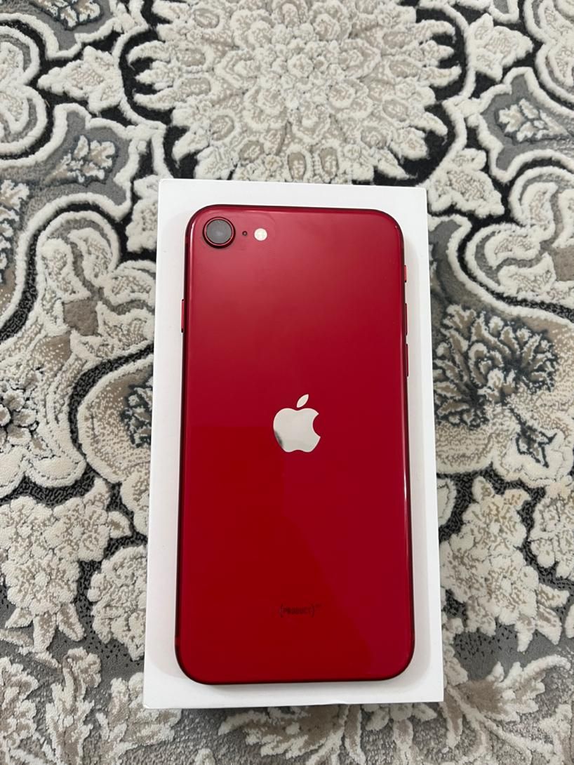 اپل iPhone SE (2020) با حافظهٔ ۱۲۸ گیگابایت|موبایل|تهران, فیروزآبادی|دیوار