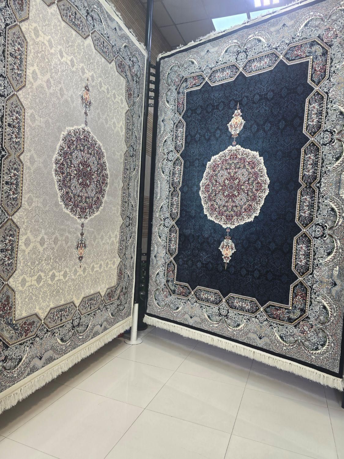 فرش ۱۰۰۰ شانه هالیدی|فرش|تهران, نعمت‌آباد|دیوار