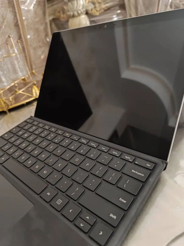 surface pro 4 سرفیس 4 ویندوزی|رایانه همراه|کرج, مصباح|دیوار