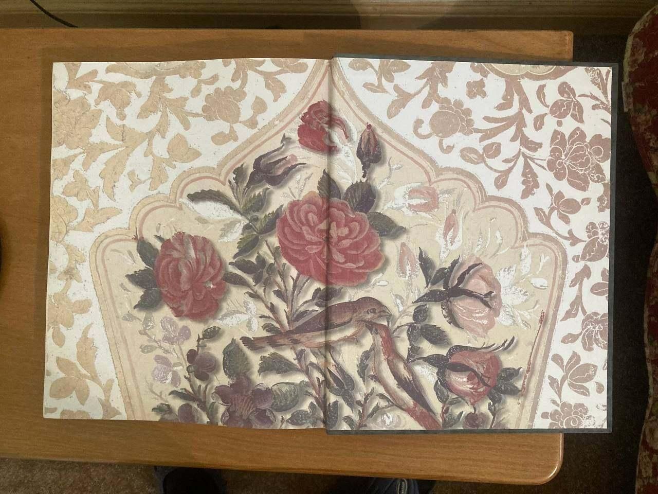 کتاب تصویری نفیس نقاشی روی گچ|کتاب و مجله ادبی|تهران, محمودیه|دیوار