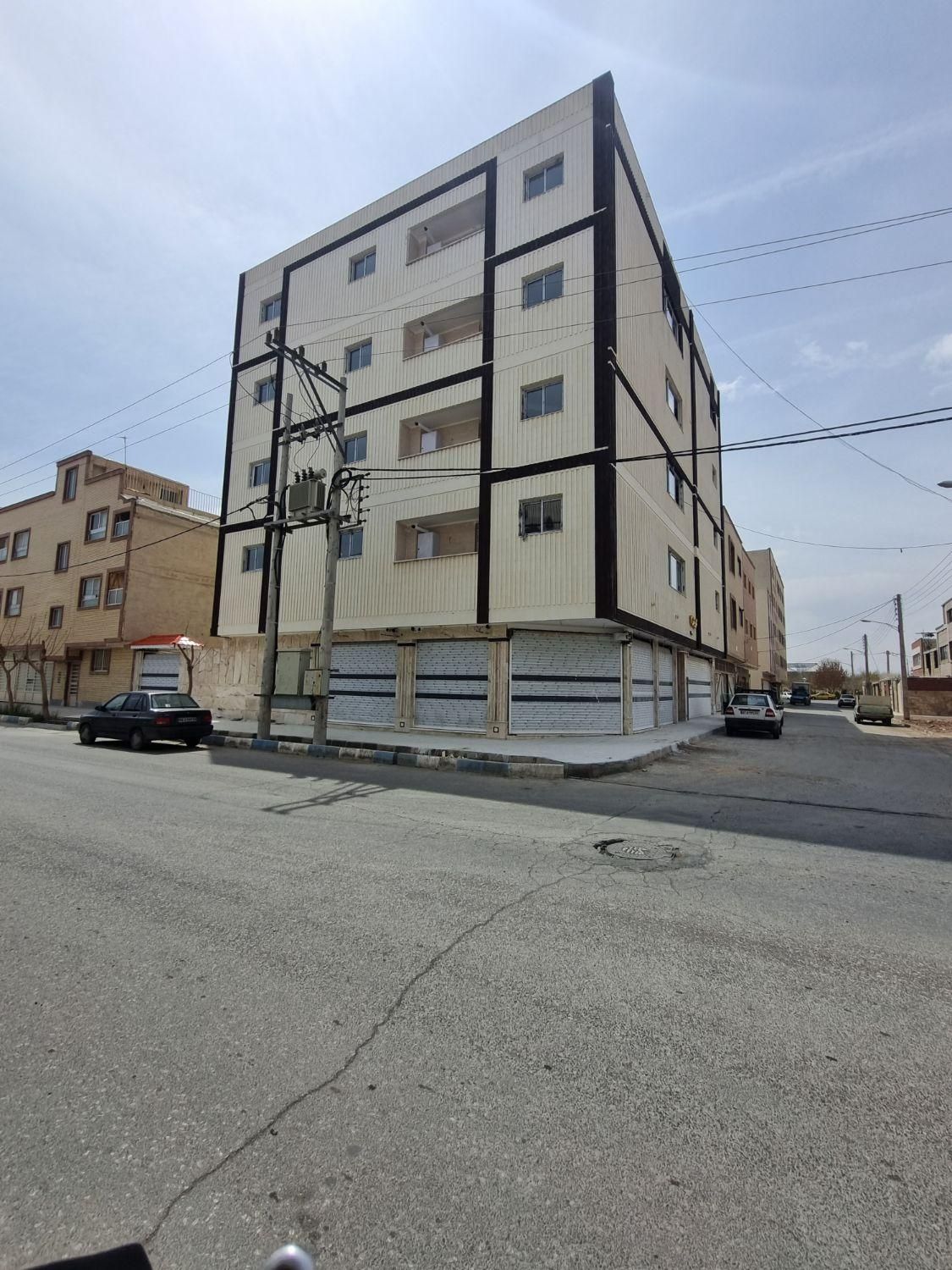 اپارتمان صفر گلدیس بر خیابان ابوذر|فروش آپارتمان|شاهین‌شهر, شهرک گلدیس|دیوار