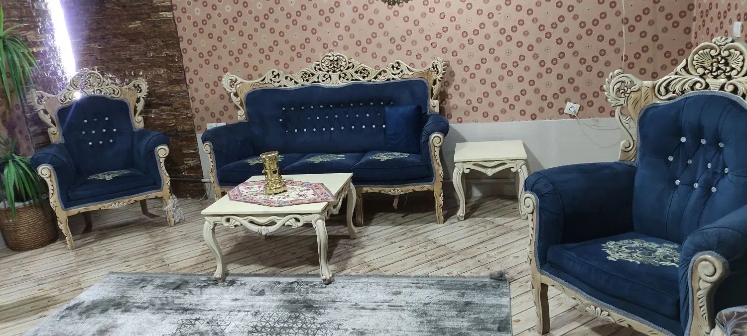 مبل سلطنتی ۷ نفره فقط ۸۵۰۰|مبلمان خانگی و میز عسلی|تهران, فرحزاد|دیوار