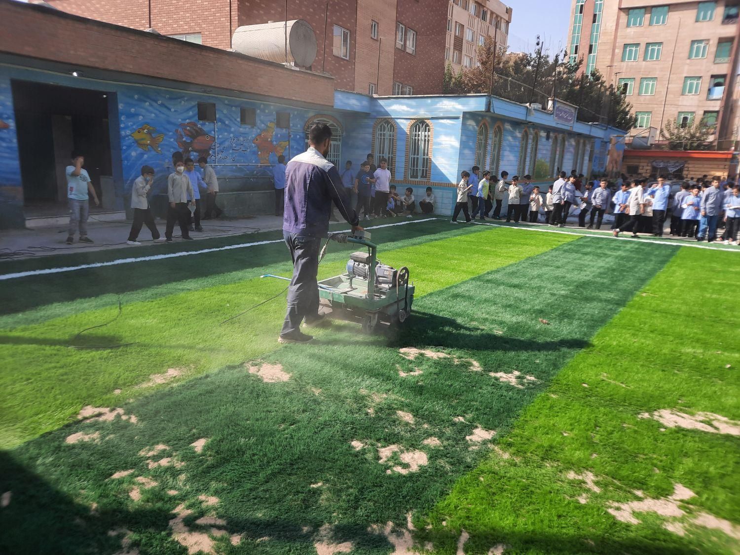 فروش تخصصی چمن مصنوعی مخصوص مدارس|خدمات باغبانی و درختکاری|تهران, سعادت‌آباد|دیوار