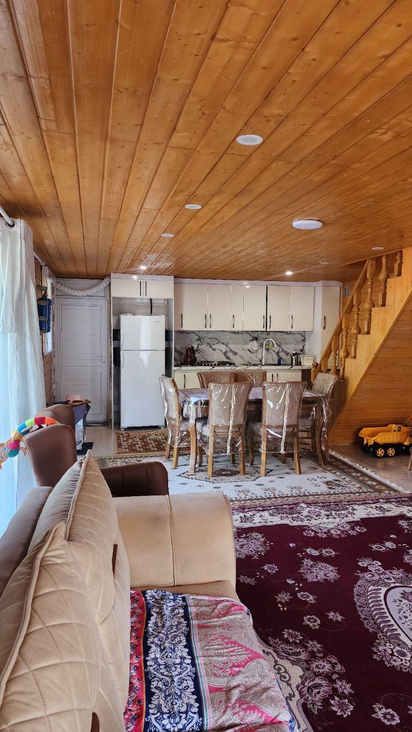 کلبه چوبی دوبلکس جنگلی زیر بام سبز ماسال|اجارهٔ کوتاه‌مدت ویلا و باغ|ماسال, |دیوار